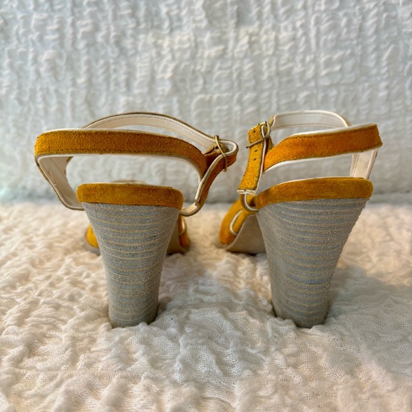 Vintage! Handmade QualiCraft peek-toe leather heels! - Picture 5 of 6